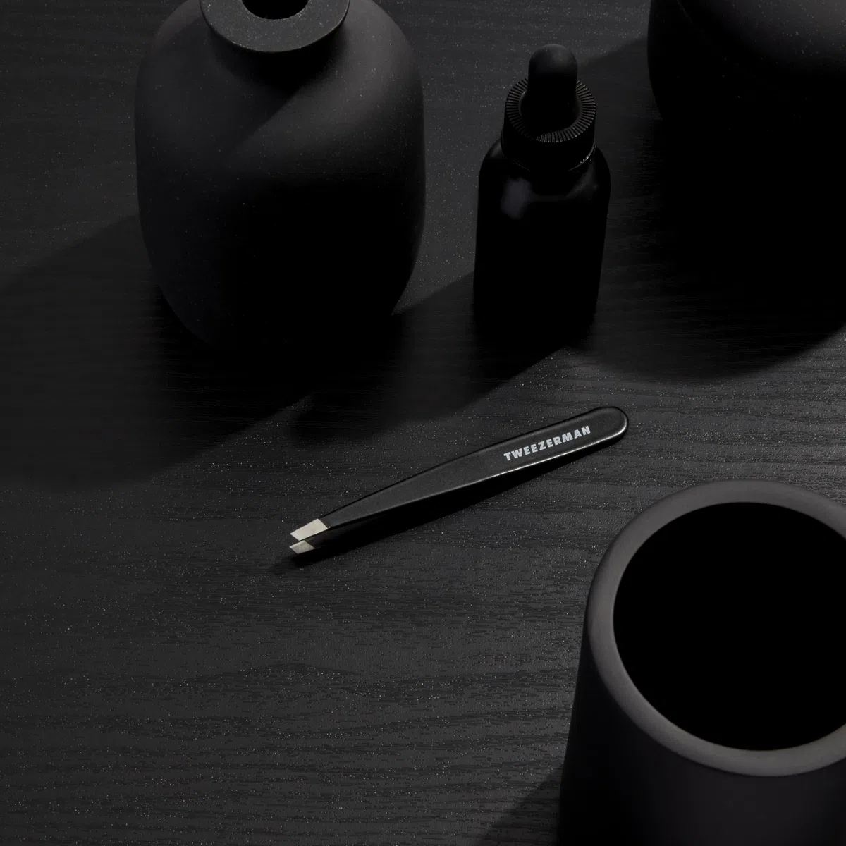 Tweezerman Studio Collection Gear Pinzette con Punta Inclinata in Acciaio Inox
