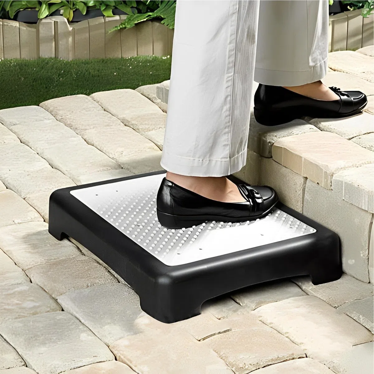 Sgabello Mezzo Gradino Portatile, Alzata per Scale Mezzo Gradino Antiscivolo con Superficie Antiscivolo, per Uso Interno Ed Esterno Ausili per La Mobilità E La Disabilità, per Bagno, Sedia, Letto