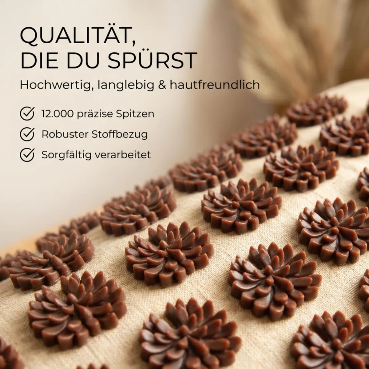 Tappetino di Agopressione Premium 6 in 1 - Edizione Sandstone | Massaggio schiena e cervicale contro stress e tensioni | Con cuscino, tappetino extra, palla da massaggio e borsa | Senti la differenza