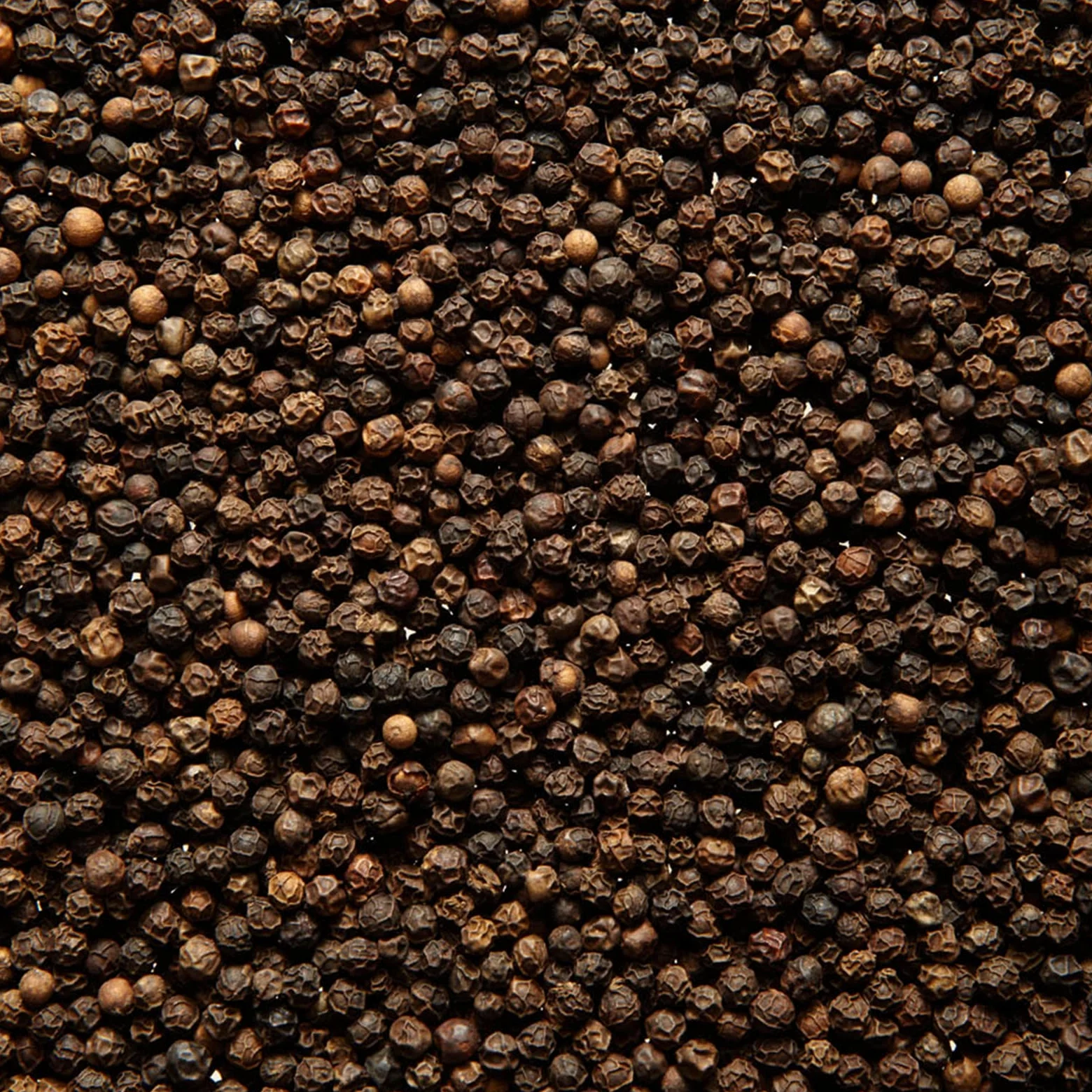 ERBARIO TOSCANO - Balsamo Dopobarba Anti-Età con Olio di Mandorle Dolci e Estratto di Oliva, Lenitivo e Rigenerante, Note Agrumate Fiorite Speziate Legnose Ambrate 100ml
