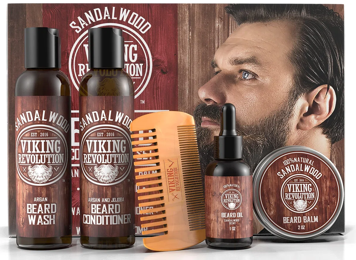 Viking Revolution - Kit Barba Uomo - Regalo Uomo - Ammorbidisce e Lenisce il Prurito, Include Detergente, Olio, Balsamo e Pettine Barba