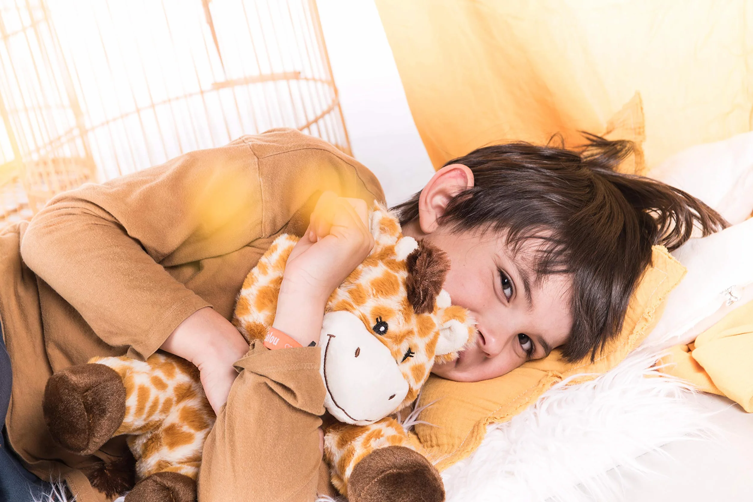 Peluche Riscaldabile al Microonde (23 cm) - Morbido e Caldo, Ideale per Alleviare le Coliche nei Neonati - Giraffa di Peluche da Abbracciare e Dormire - Sacchetto di Semi Estraibile