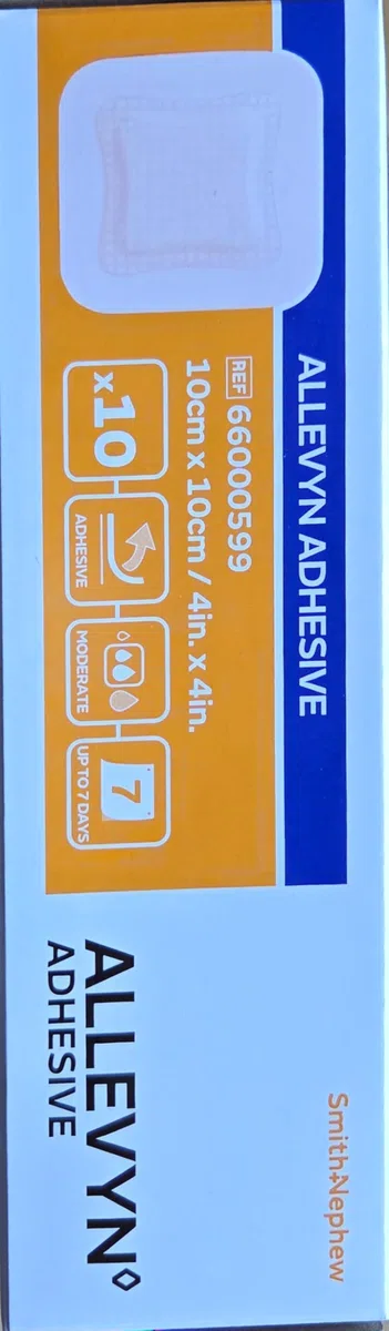Allevyn Classic, Adhesive Dressing, cerotto per bendaggio, 10 cm x 10 cm. Confezione da 10