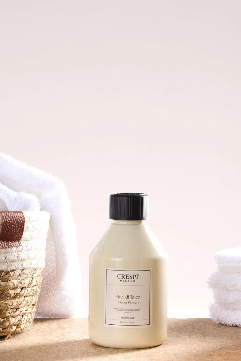 CRESPI MILANO | Profumatore per Bucato Fragranza Fiori di Talco, Profumo Concentrato per Lavatrice, 250ml