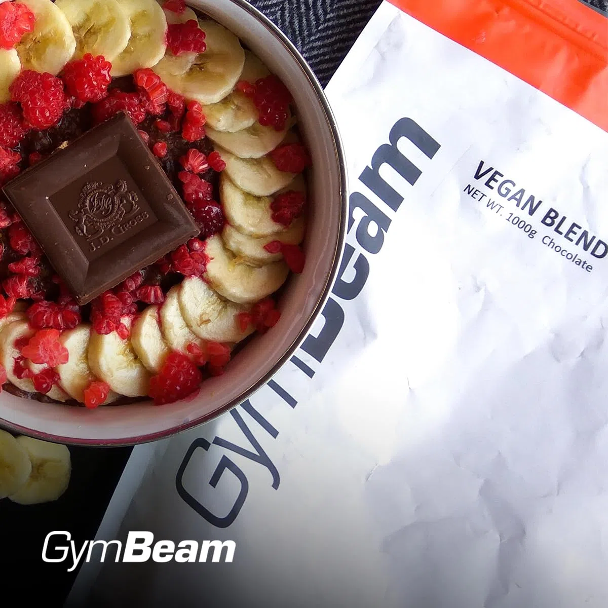 GymBeam Proteine Vegan Blend - Miscela di Proteine di Pisello, Riso e Canapa, Senza Glutine, Lattosio, Soia e OGM, Ideale per Vegetariani e Vegani, Basso Contenuto di Zuccheri (1000 g, Cioccolato)