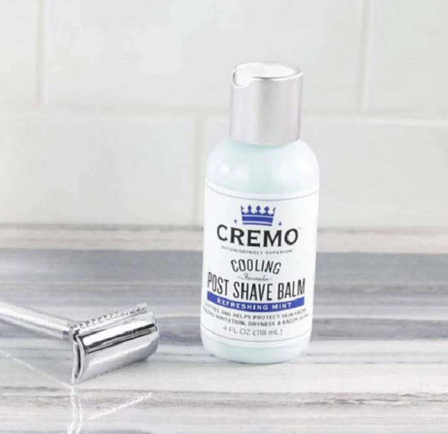 Cremo Cooling post Shave Balm per lenire, fresco e protegge la pelle da rasatura irritazione, secchezza e Razor Burn, 113,4 gram