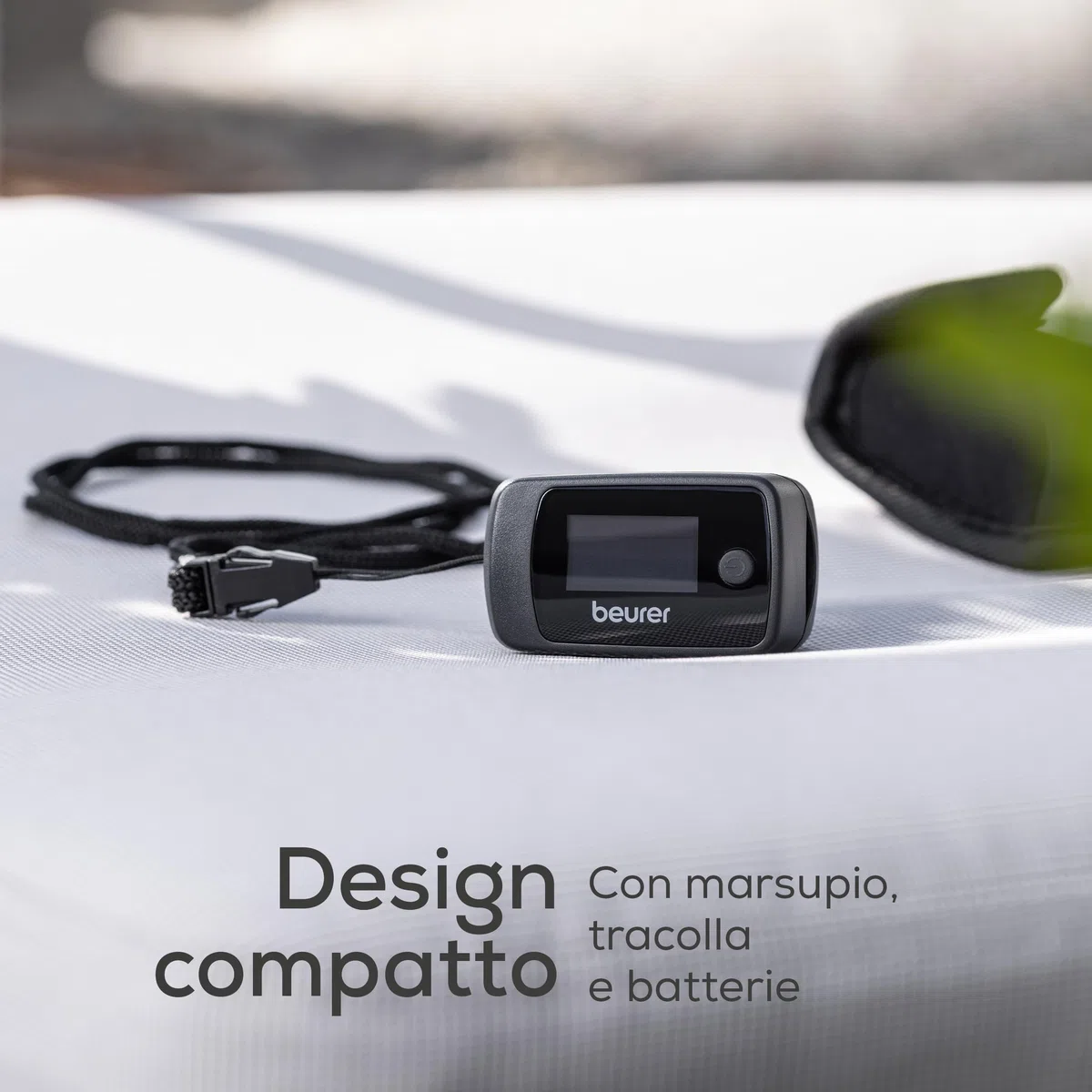 Beurer PO 45 Saturimetro da dito Professionale Certificato, Monitoraggio della Saturazione di Ossigeno, Frequenza Cardiaca, Indice di Perfusione, Pulsossimetro con Spegnimento Automatico