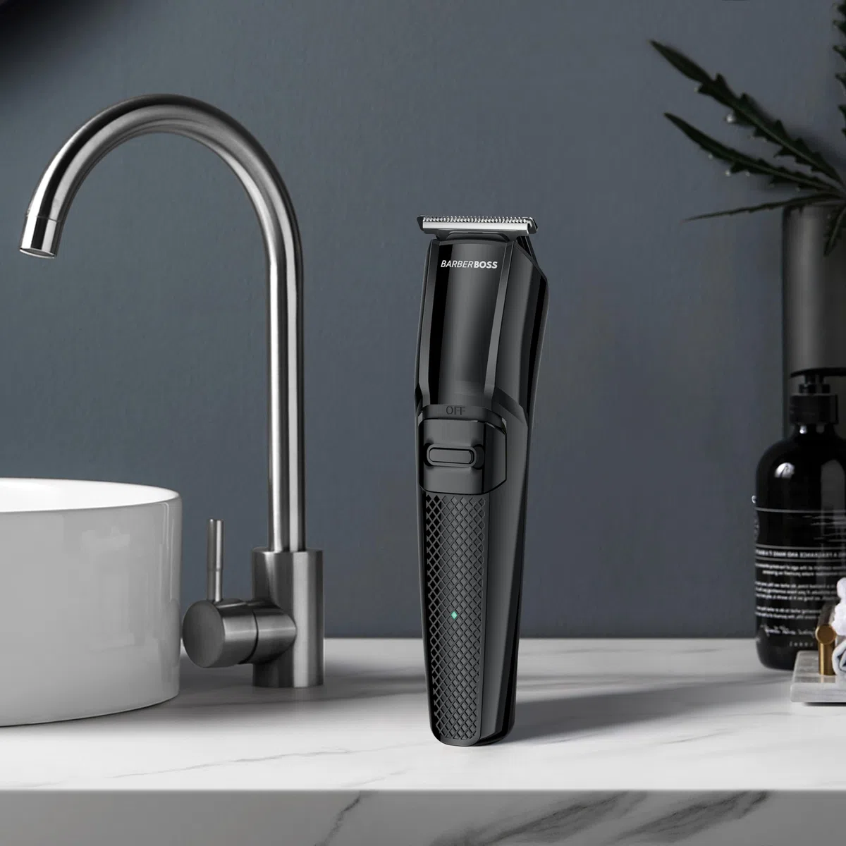 Barberboss Regolabarba da uomo, tagliacapelli versatile per tagli di precisione, kit completo per la toelettatura degli uomini, strumento per lo styling di capelli e barba, kit wireless per taglio di