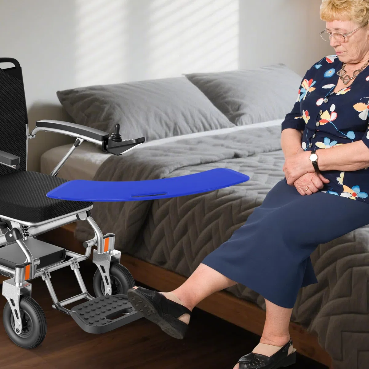 Tavola di trasferimento per pazienti, con manico per sedie a rotelle, per anziani, fino a 150 kg, per sedia a rotelle (blu)