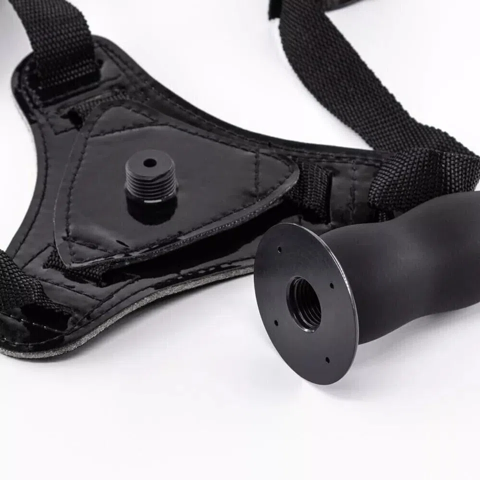 Strap On Indossabile In Silicone Nero Con Mutandina Regolabile Per Coppie Uomo Donna
