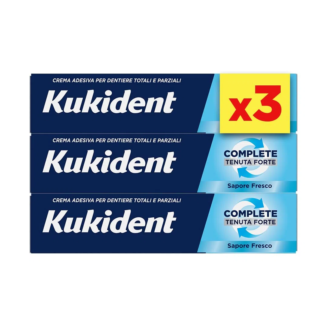 Kukident Complete Crema Adesiva per Protesi Dentali Totali e Parziali, Tenuta Forte, Sapore Fresco. Confezione da 3x35g