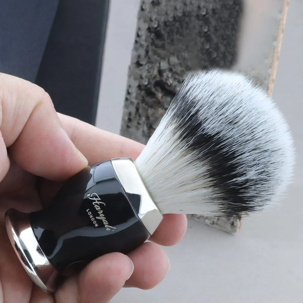 Haryali London Pennello da barba, classico pennello da barba bagnato per uomini, peli di tetto in argento con manico in ottone e argento, perfetto per tutti i tipi di pelle