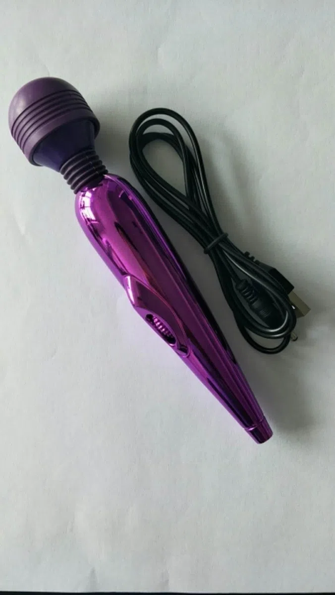 Turbo parete – Viola – 18 cm – Body Wand Massager – Ricaricabile – 10 velocità.